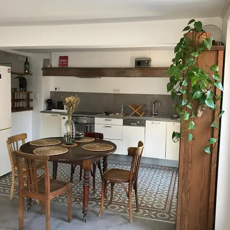 Climatise Avec Terrasse Daire
